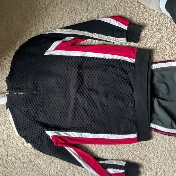 NO KA' OI SET OF LEGGINGS AND SWEATSHIRT. SIZE: 01-02 (S). COLOR: BLACK MULTI. P - Picture 8 of 10